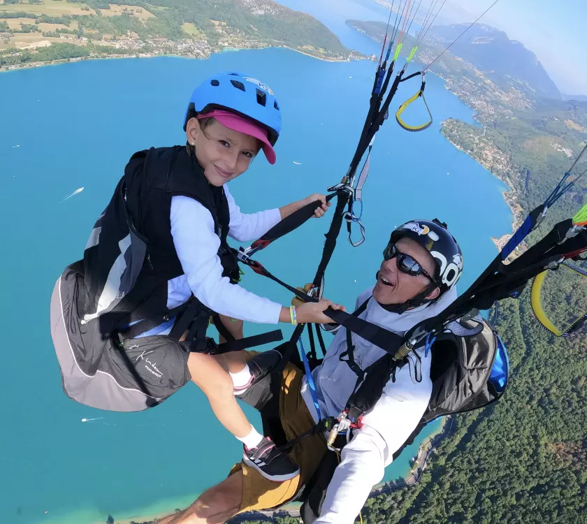 Minipouss flight